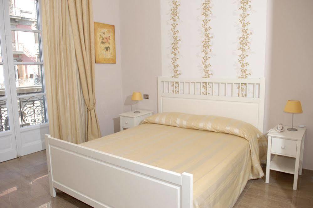 B&B Sanfelice Centro Storico Napoli Exterior foto